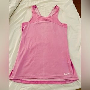 Nike Dri-fit top Color pink, Size Small EUC